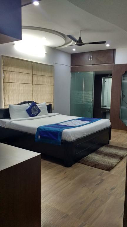 Hitech Shilparamam Guest House Hyderabad Eksteriør billede