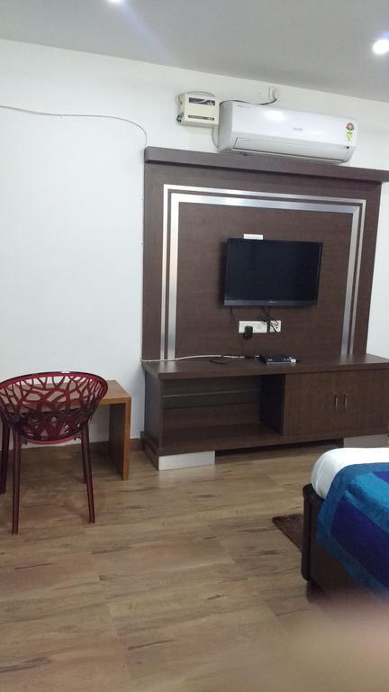 Hitech Shilparamam Guest House Hyderabad Eksteriør billede