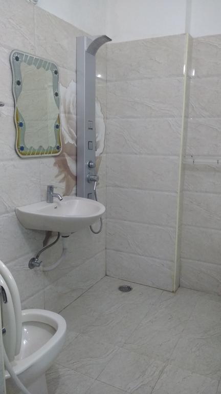 Hitech Shilparamam Guest House Hyderabad Eksteriør billede