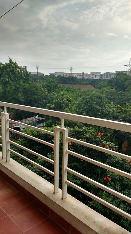 Hitech Shilparamam Guest House Hyderabad Eksteriør billede