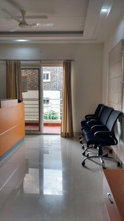 Hitech Shilparamam Guest House Hyderabad Eksteriør billede
